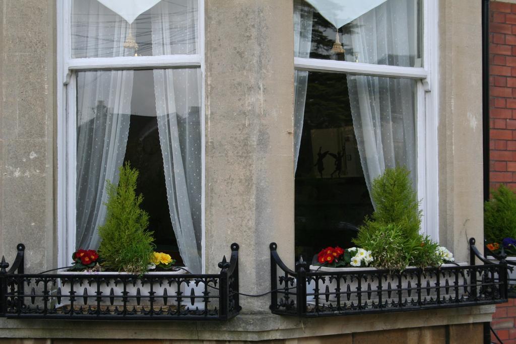 Cranleigh Hotel Bath Exterior photo